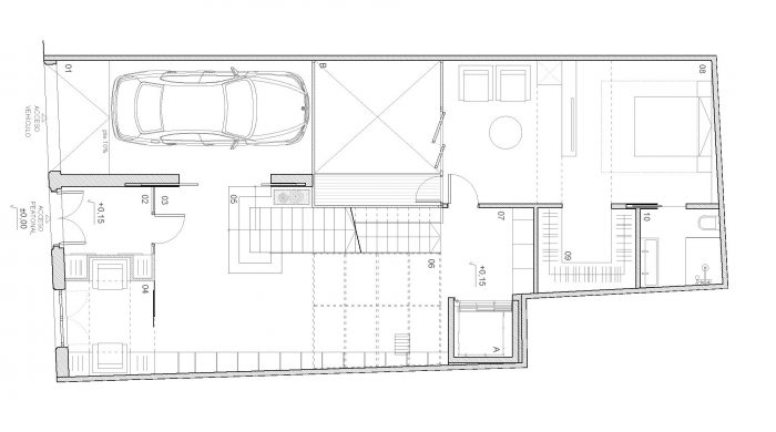 Plano de la planta baja de la casa en Triana, con el garaje y la escalera