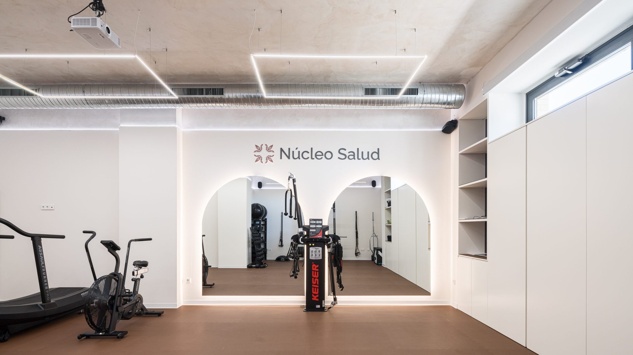 Clínica Núcleo Salud - CM4 Arquitectos Clínica Núcleo Salud - CM4 Arquitectos